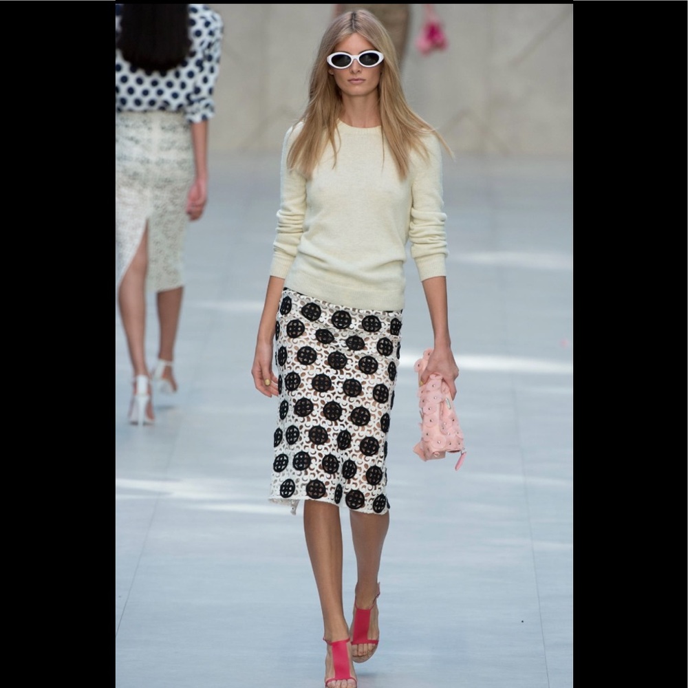 Burberry✨NEW✨Runway cashmere sweater • orig. $1030.